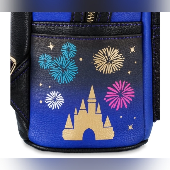 Mickey Mouse The Main Attraction – Cinderella Castle Fireworks Limited Releas - Picture 10 of 10